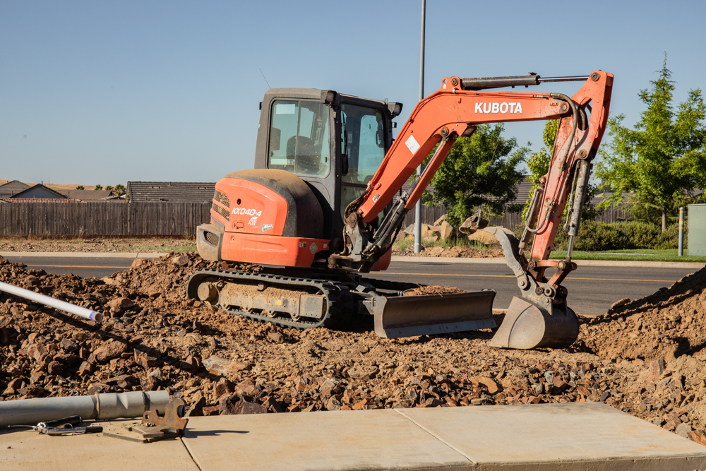 When You Should Use A Mini Excavator And How To Use Them