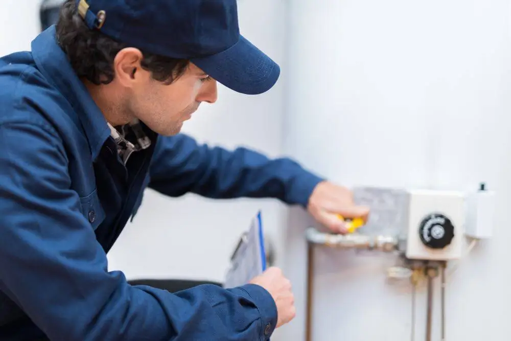 Top Signs Your Water Heater Is Struggling in Cold Weather